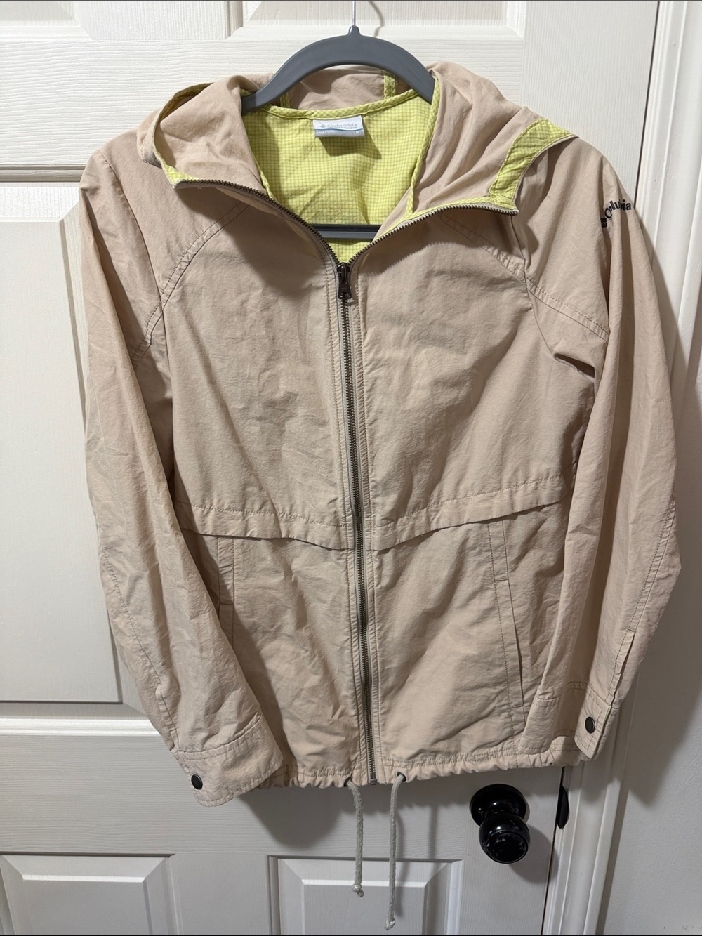 Columbia Beige Hooded Windbreaker with Lime Green Lining
